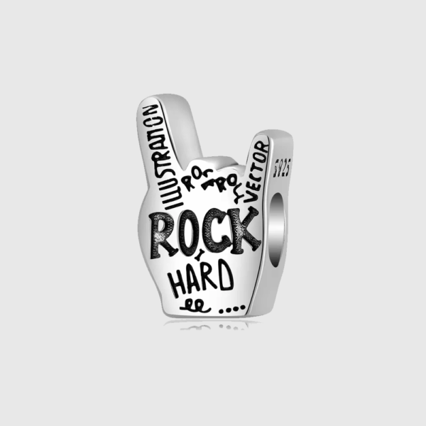 Charm Rock Hard Plata 925