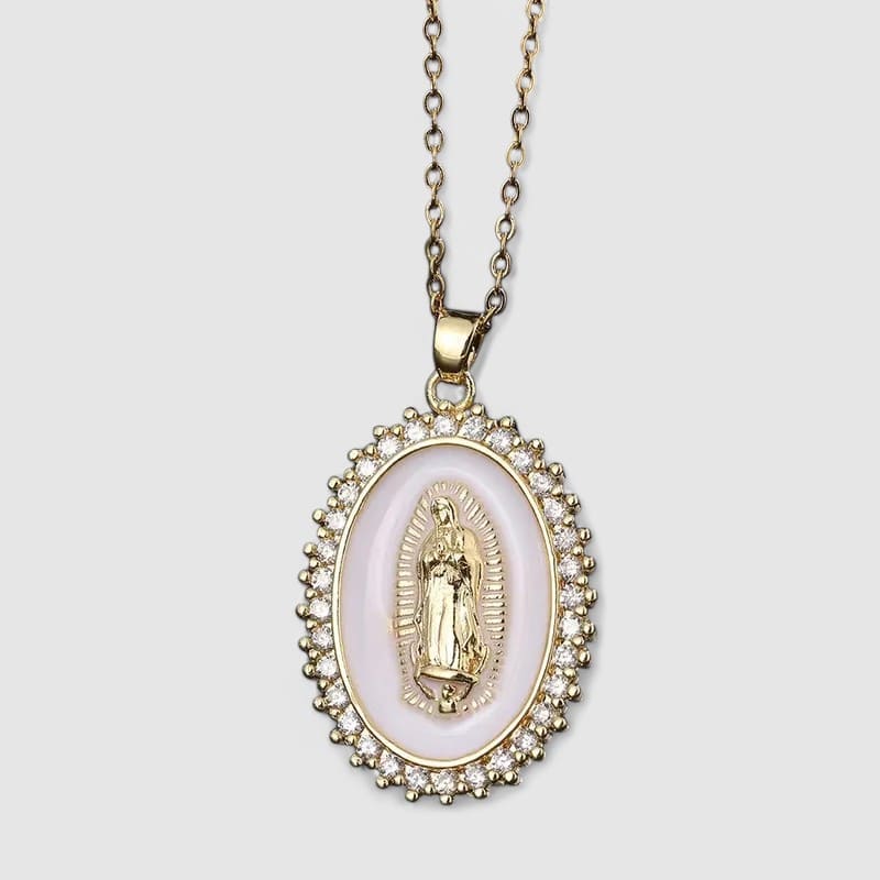 Collar Virgen María Zircones Fondo Blanco