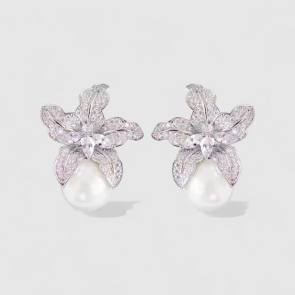 Zarcillo de Gala Flores de Zircones y Perla