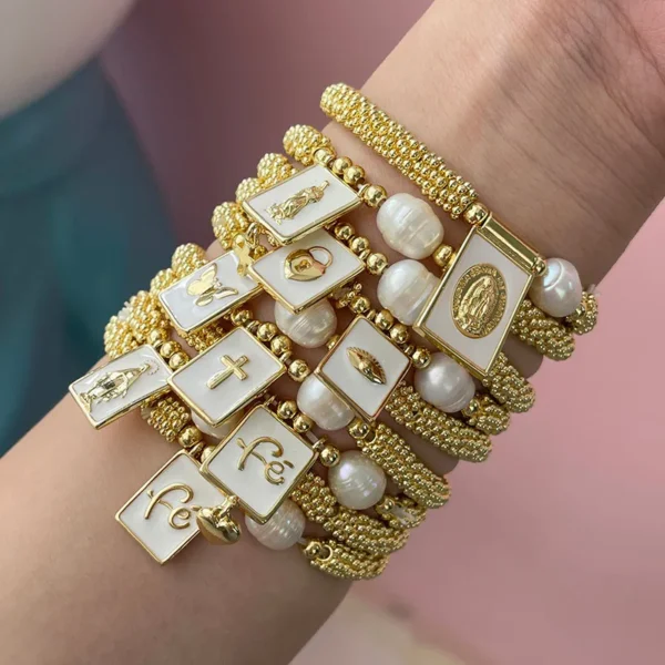 Pulseras Elasticas con Dije Doradas