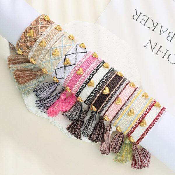 Pulsera Tejida De Corazones