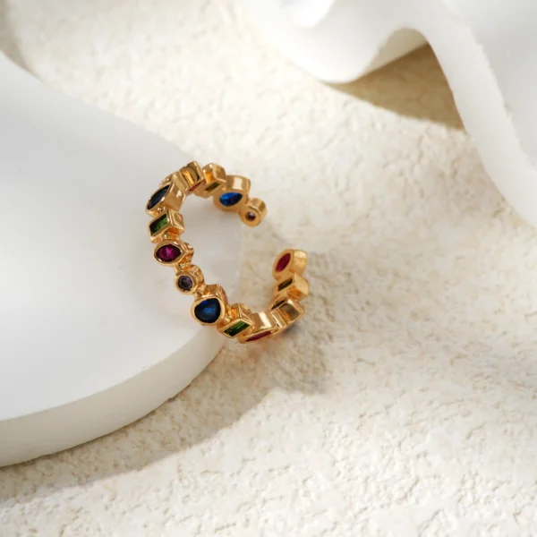 Anillo Piedras de Colores Asimetricas