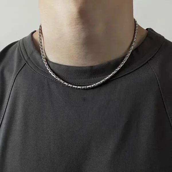 Collar Tejido Caballero