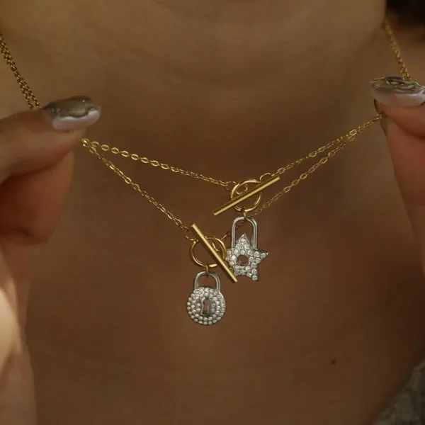 Collar Con Dije Bicolor