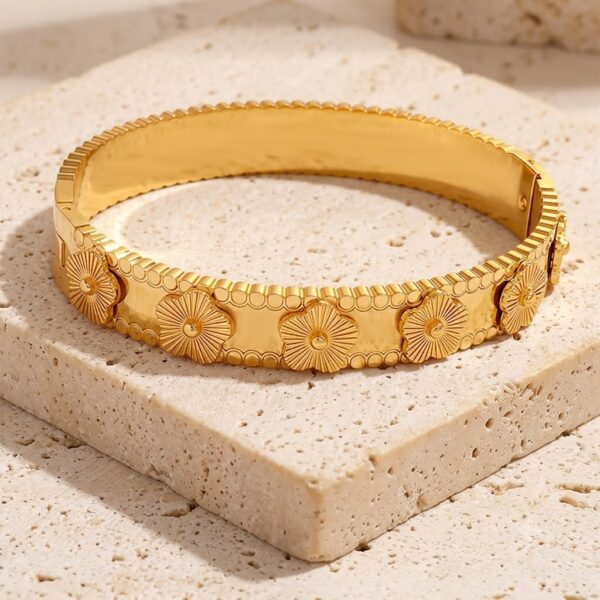 Brazalete Gardenia Rigido