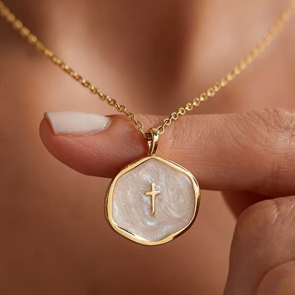 Collar Religioso Cruz Nacar