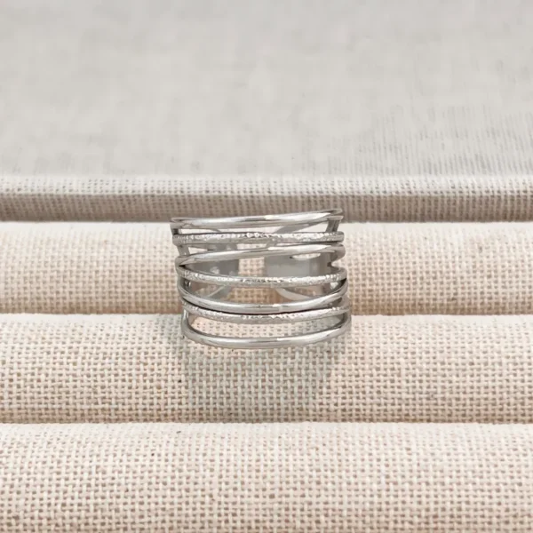 Anillo De Tiras Brillantes