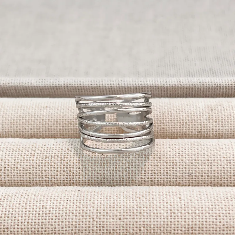 Anillo De Tiras Brillantes