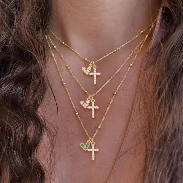 Collares Cruz y Corazon Colorido