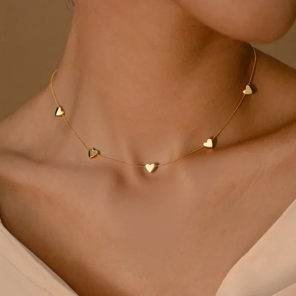 Collar Gargantilla de Corazones