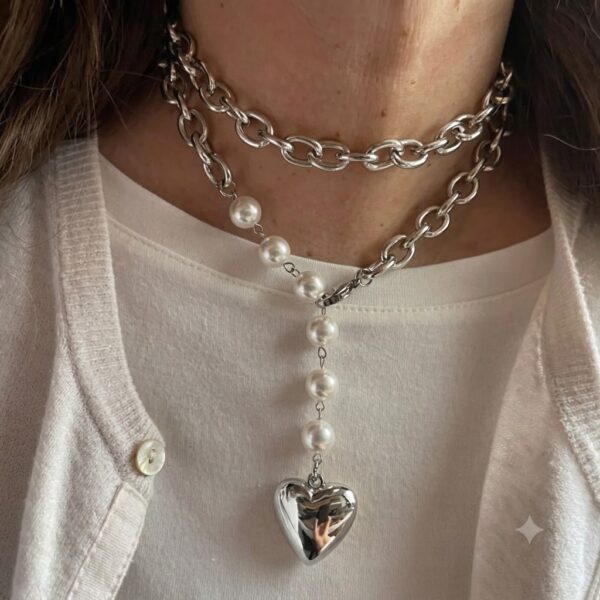 Corbatin Perlas y Corazon Plateado