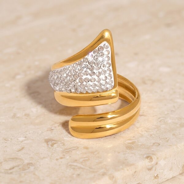 Anillo Asimétrico Dorado