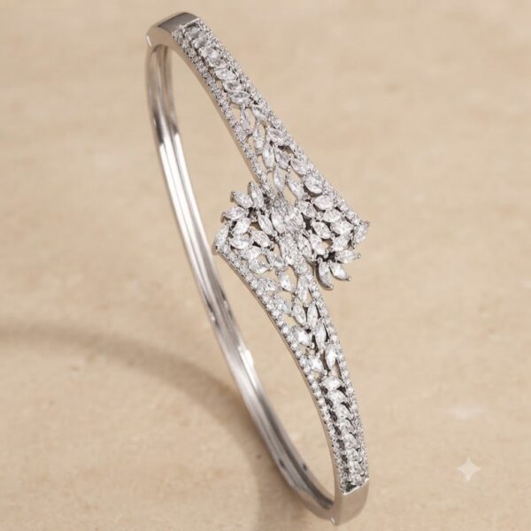 Brazalete Con Diseño De Hojas