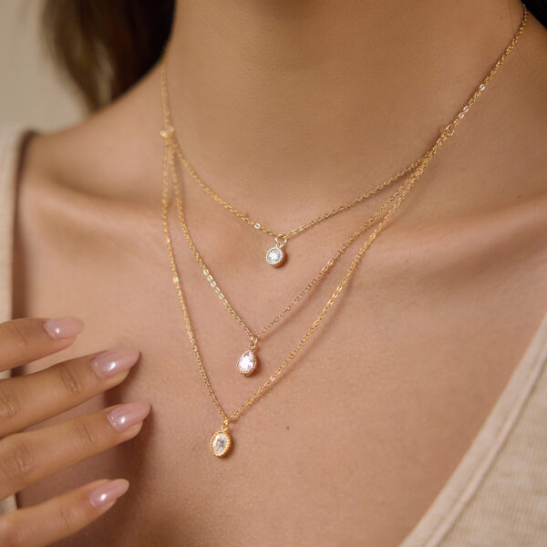 Collar Triple Punto De Luz